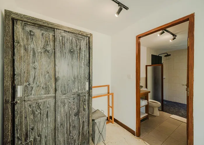 De Dalam Secret Nature - Prime Location